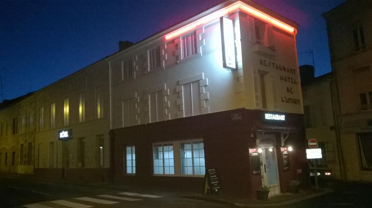 Hôtel Restaurant de l'Union Mirambeau (Charente-Maritime) Exterior foto